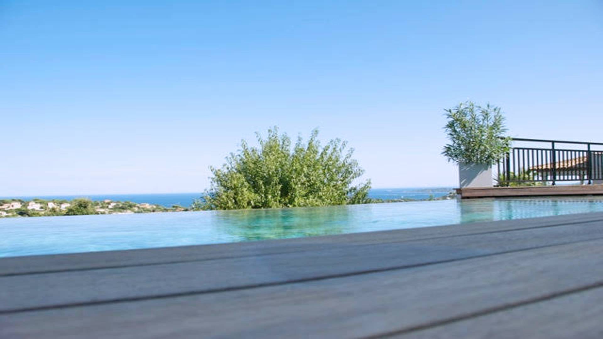 Domaine du Golf   (  )
