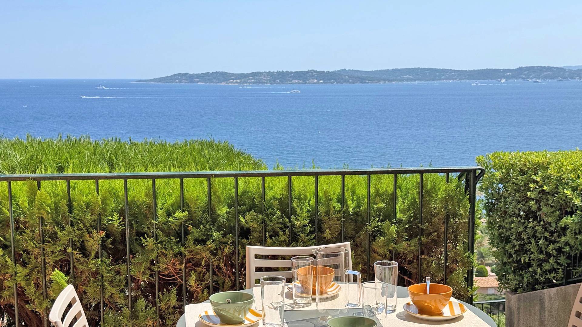 Le Clos de la Madrague   (  )