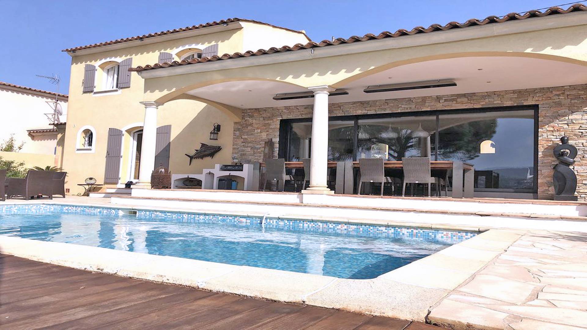 Location Villa avec piscine STE MAXIME