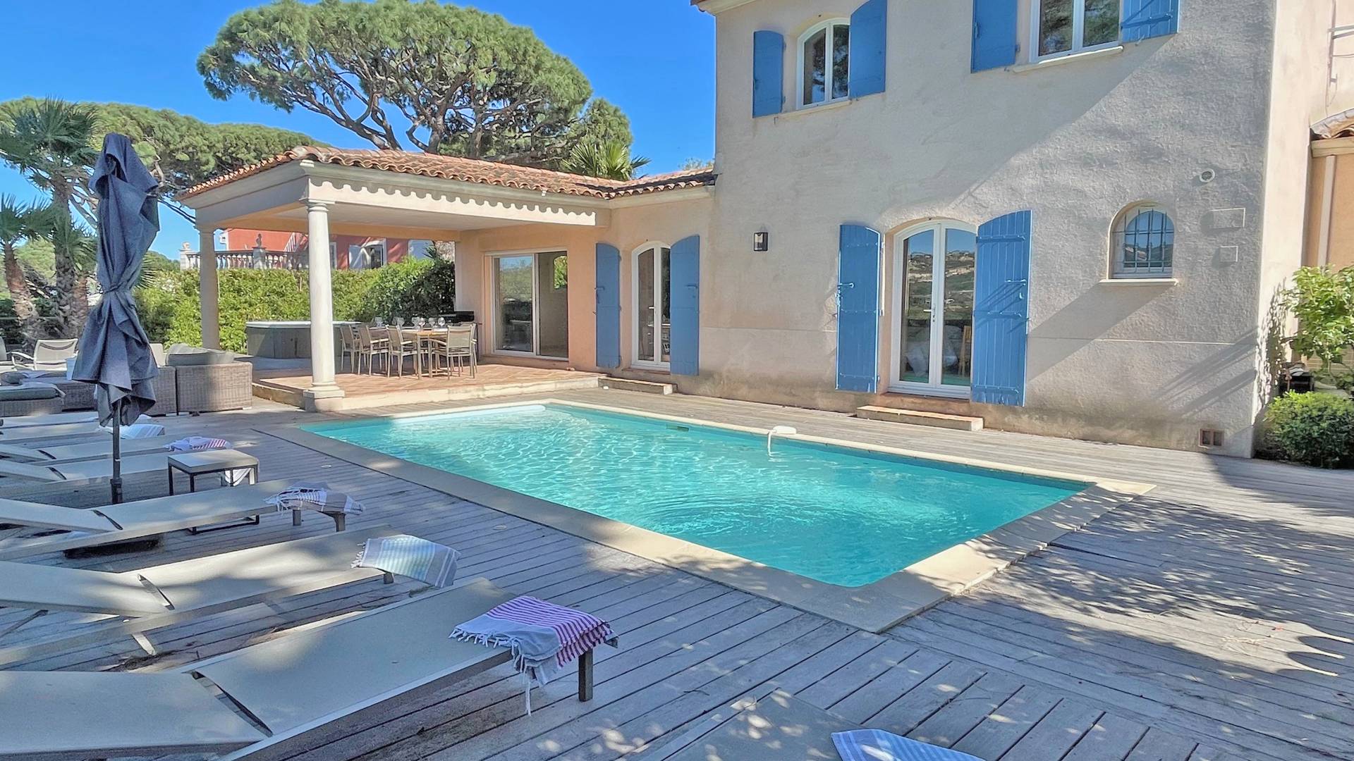 Location Villa avec piscine STE MAXIME
