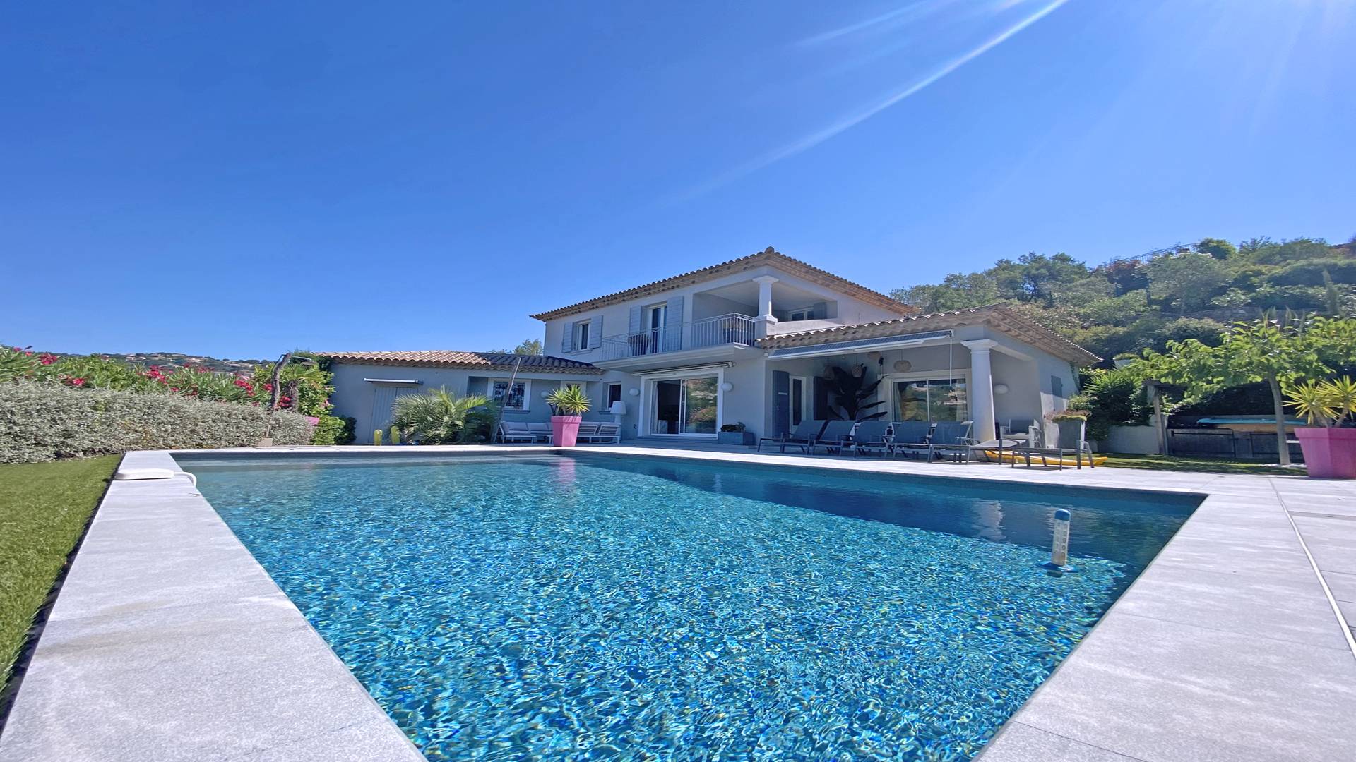 Location Villa avec piscine STE MAXIME