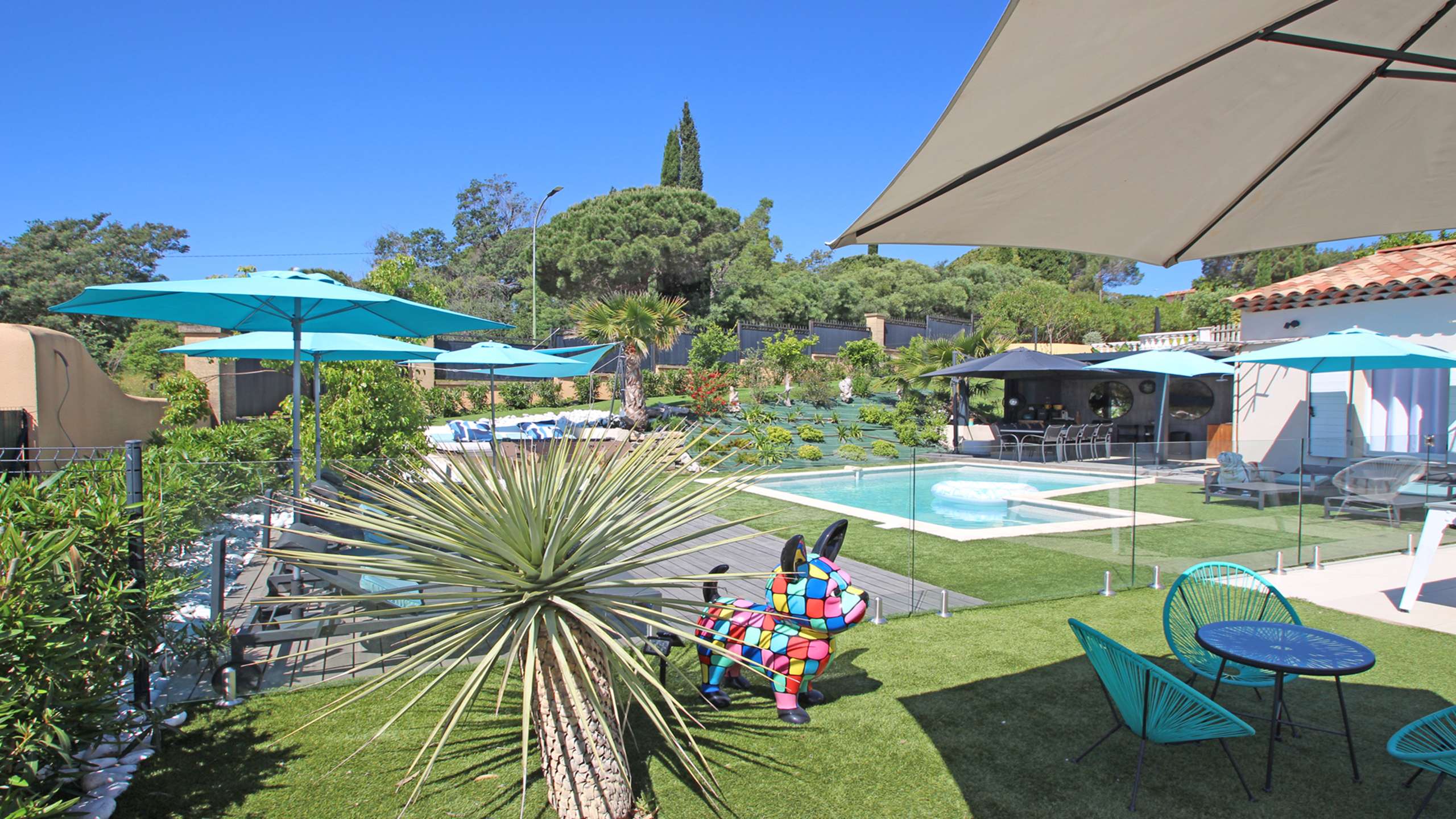 Le Clos Garonnette Villa avec piscine LES ISSAMBRES