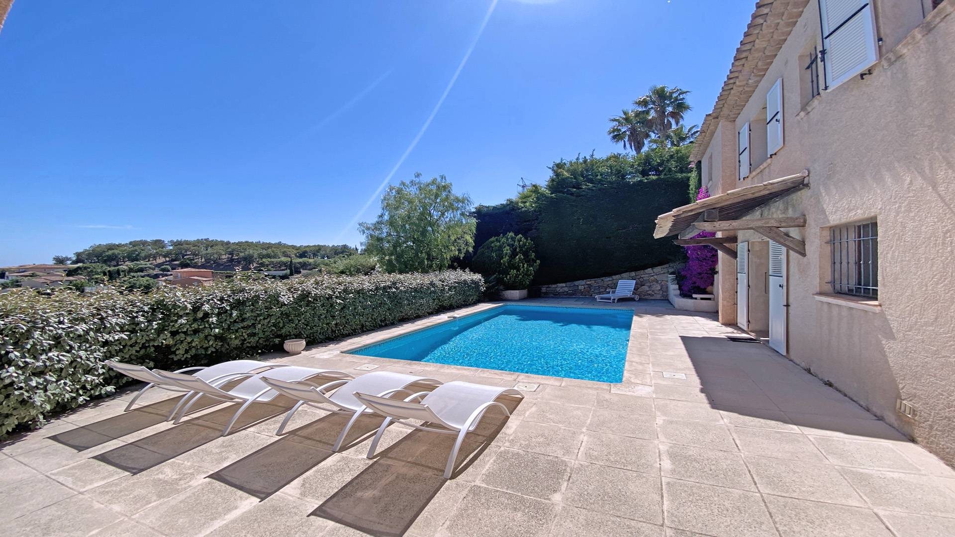 Location Villa avec piscine STE MAXIME