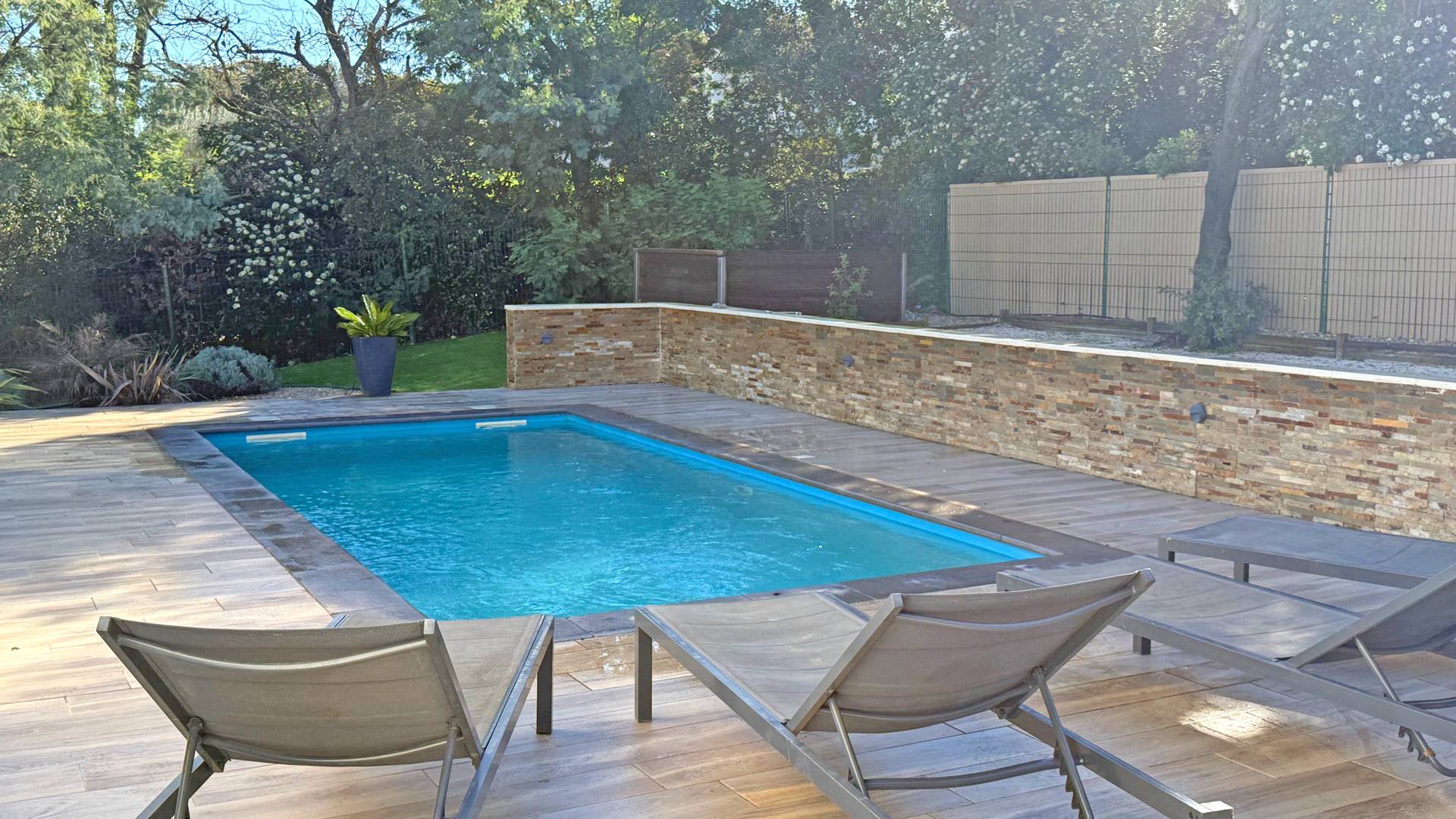 Location Villa avec piscine LE PLAN DE LA TOUR
