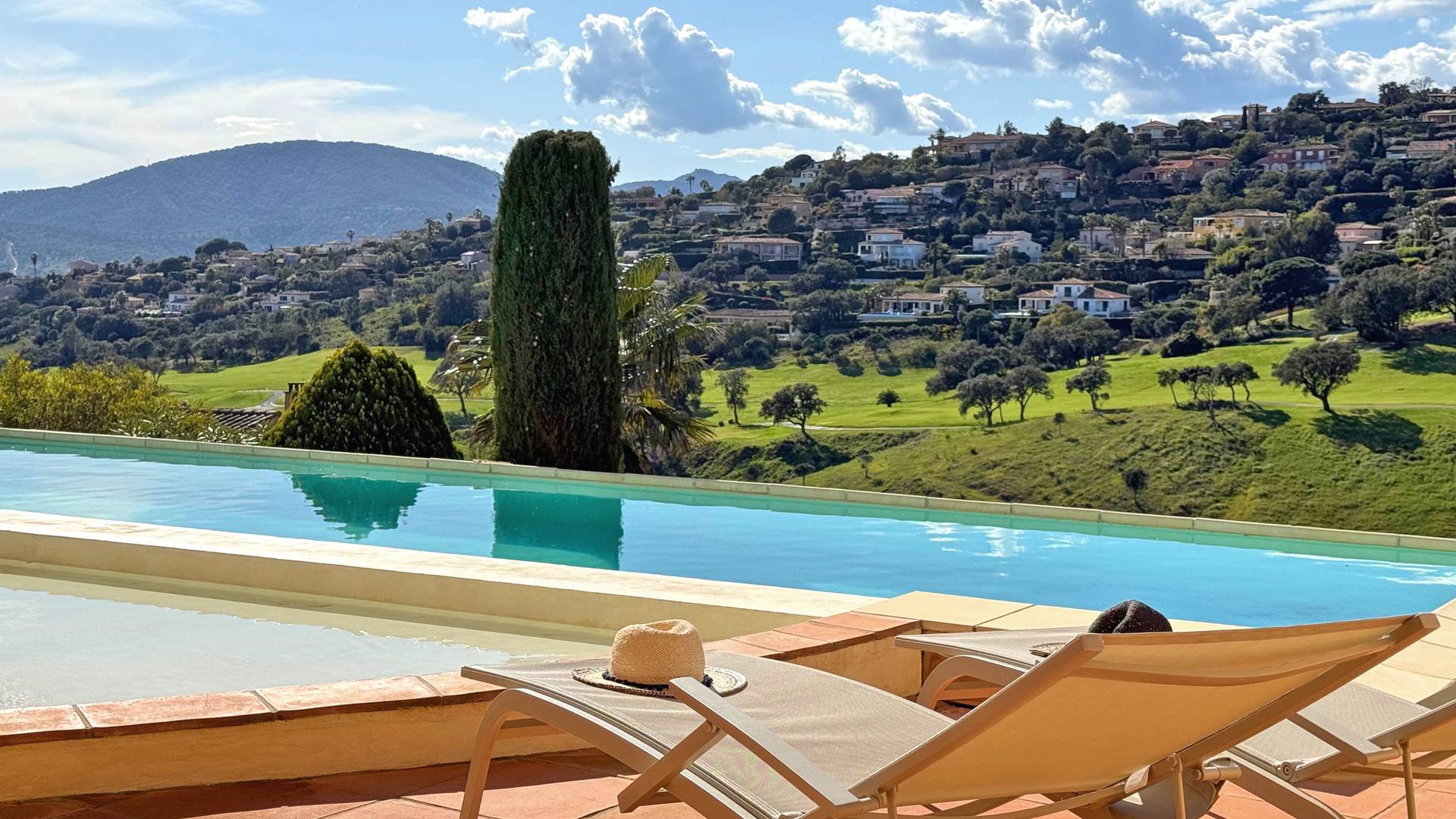 Location Villa avec piscine STE MAXIME