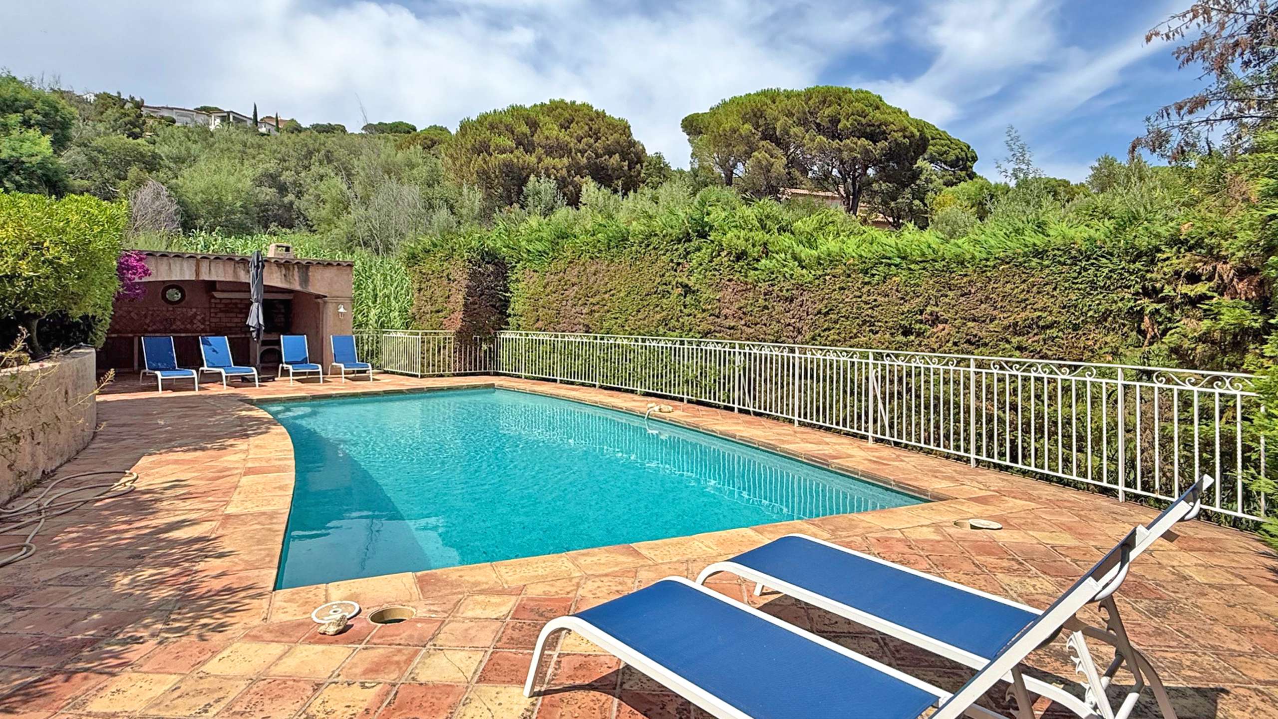 Location Villa Avec Piscine 6 Personnes Ste Maxime 83120